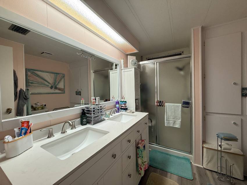 57 Colony Dr a Ellenton, FL Mobile or Manufactured Home for Sale